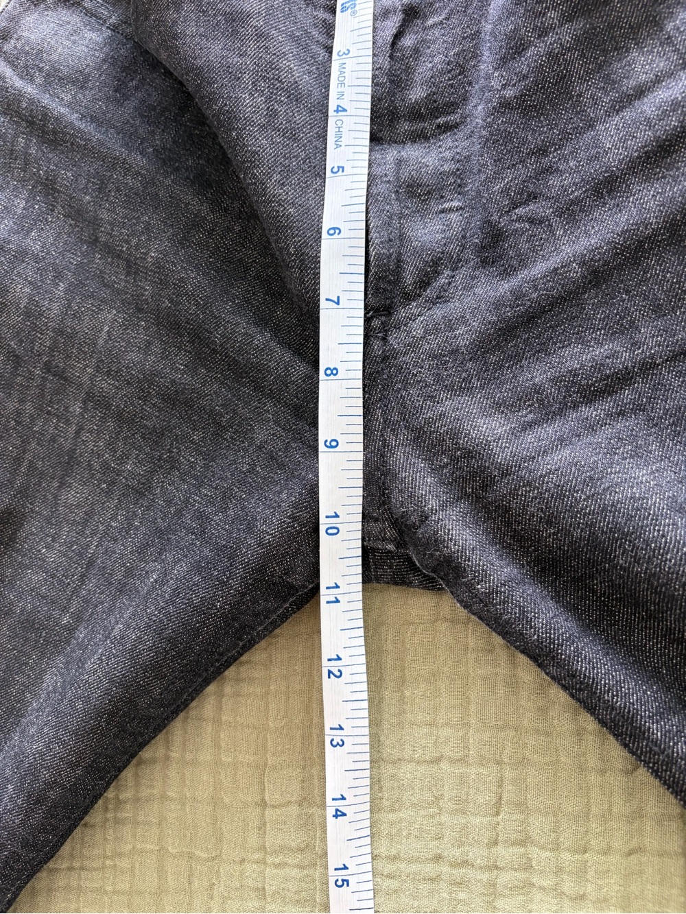 A.P.C. Men’s Raw Black Straight Jeans - Picture 5 of 6